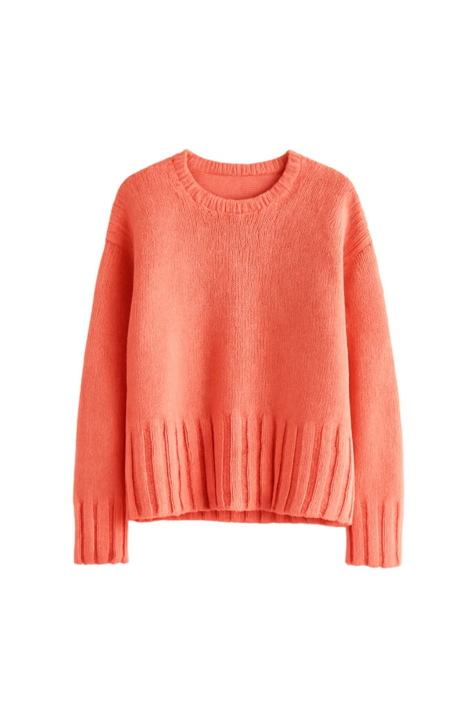 Top 10 Sweater Manufacturing Countries: A Guide for Micronesia Clothing Importers